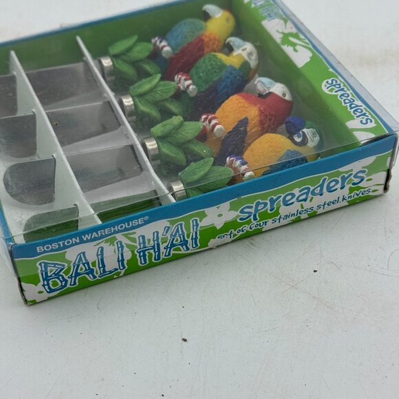 Boston Warehouse Bali Hai Parrot Spreader Knife Set of 4 Tropical Decor NIB - Picture 4 of 4